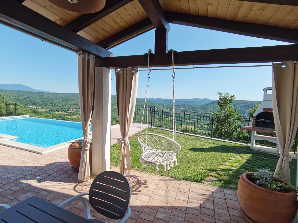Home Andrea With Infinity Salty Pool Roc Bagian luar foto
