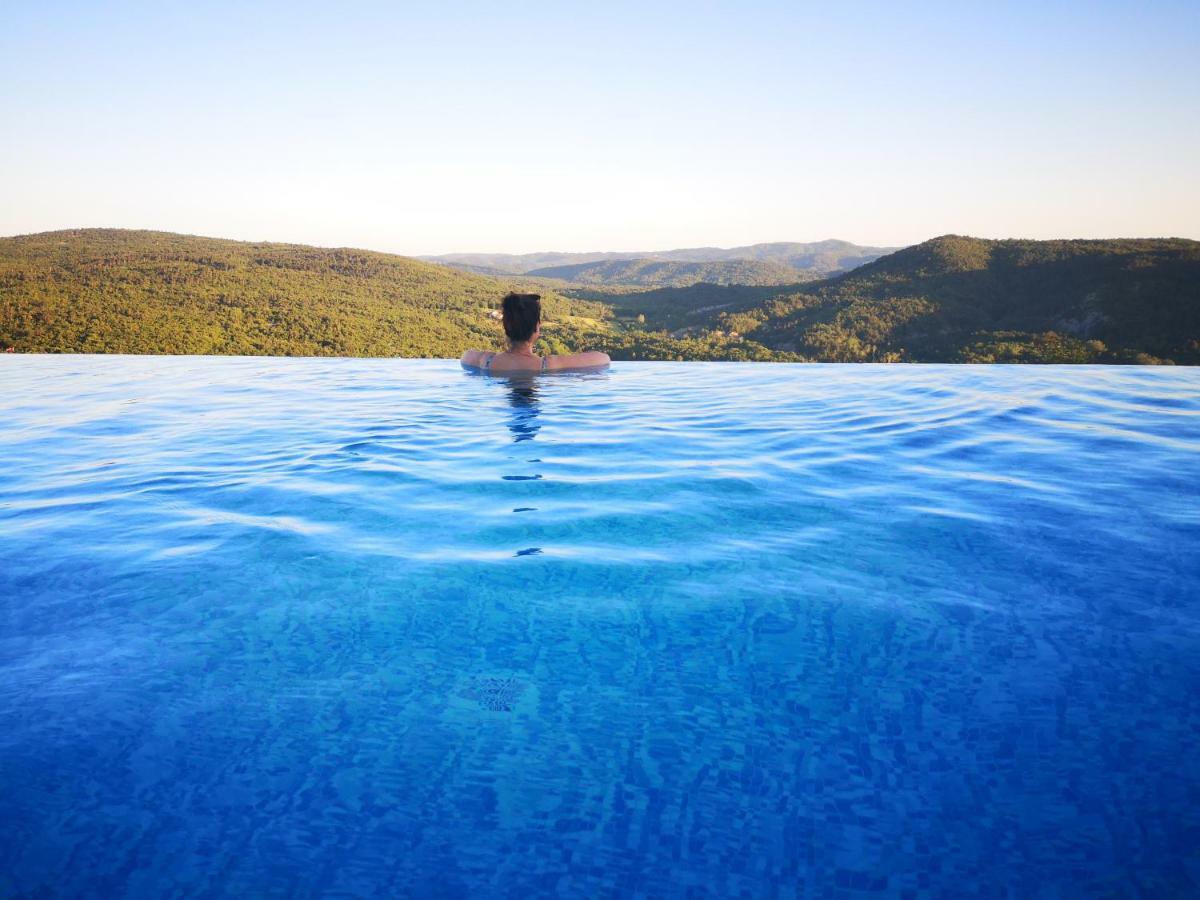 Home Andrea With Infinity Salty Pool Roc Bagian luar foto