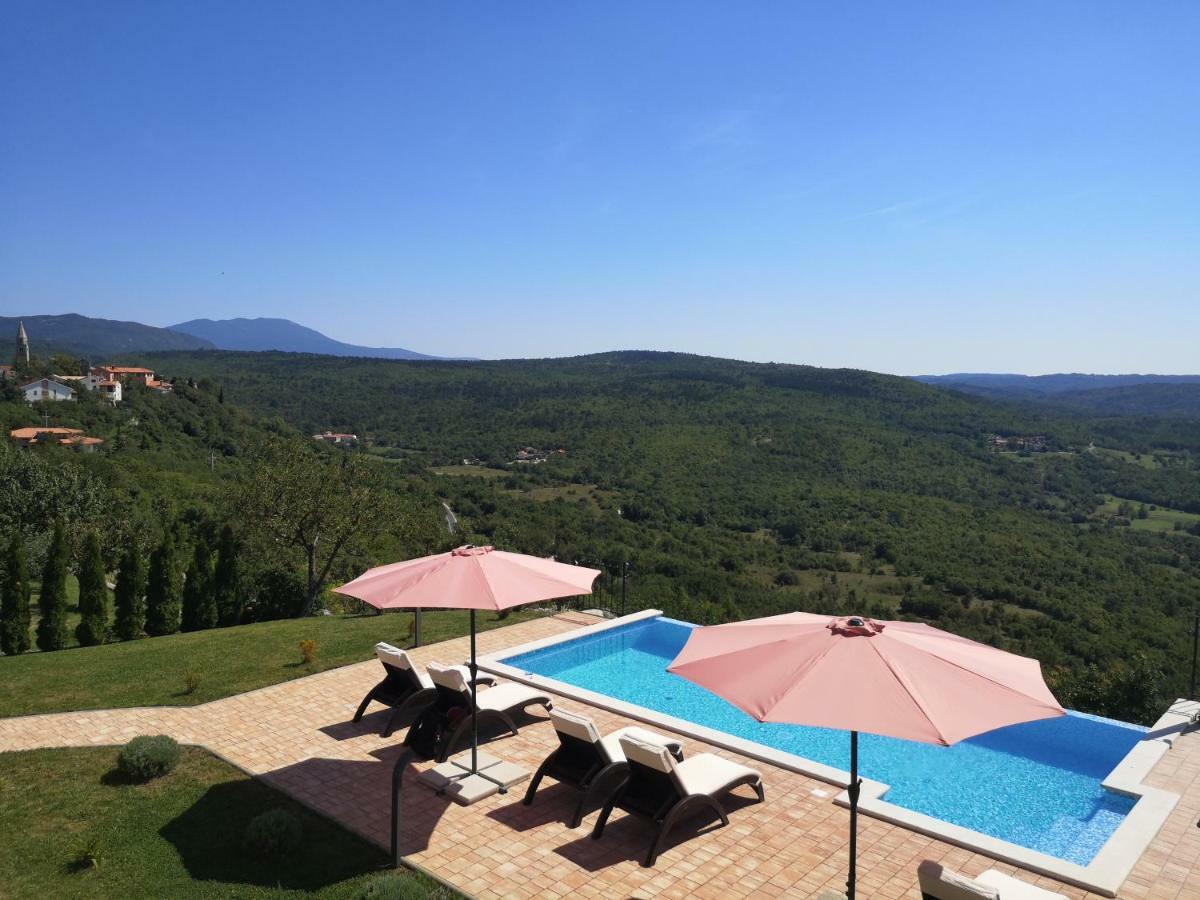 Home Andrea With Infinity Salty Pool Roc Bagian luar foto