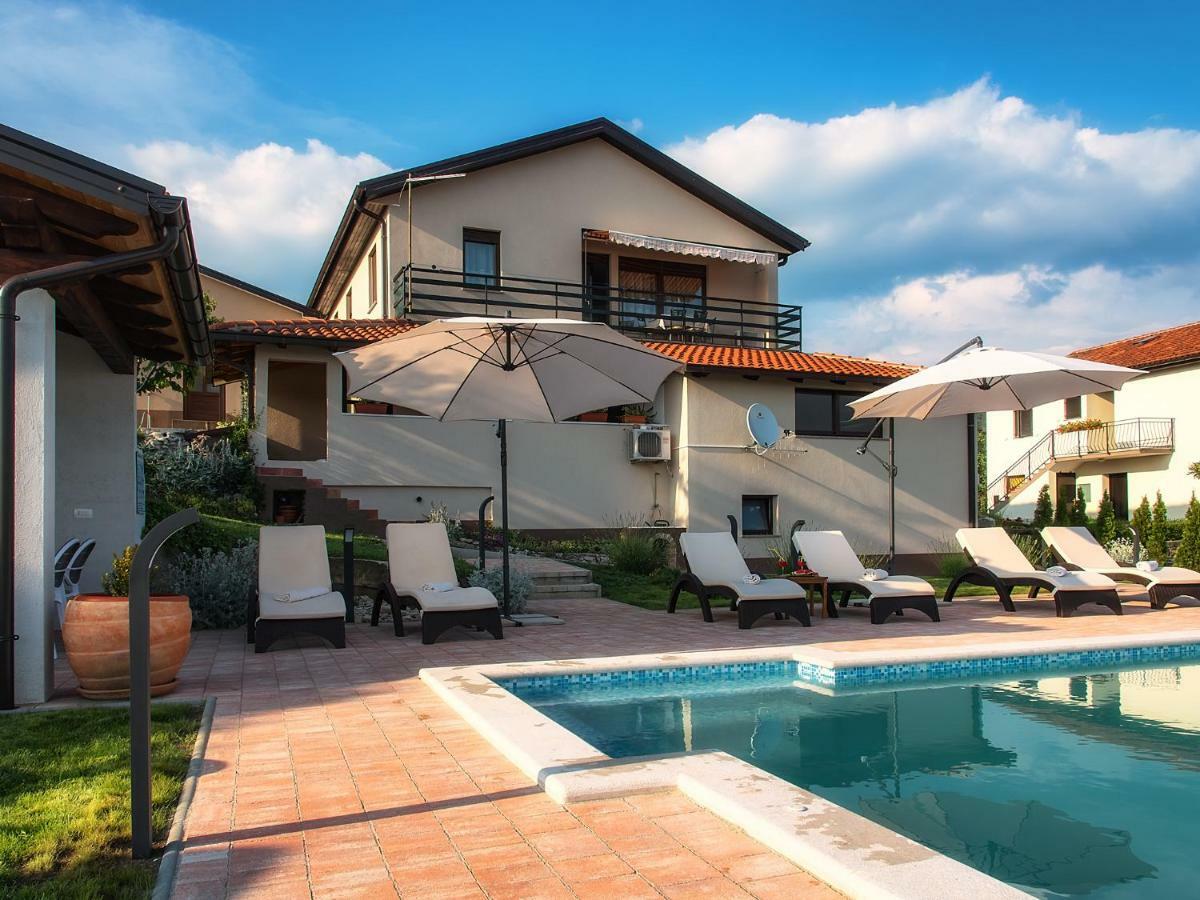 Home Andrea With Infinity Salty Pool Roc Bagian luar foto
